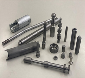 ���L�̐؍���H���i